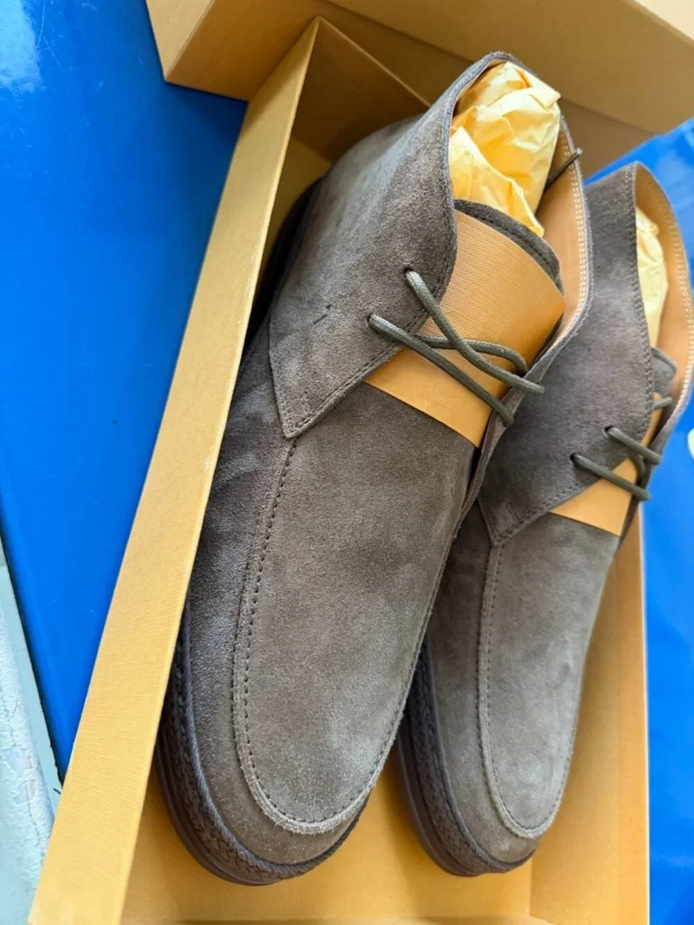 NWT Tod's Desert Boots in Suede - Light Brown Size 11